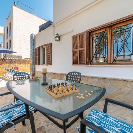 Pintor House By Interhome * Port de Pollença